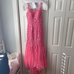 Sherri Hill pink over lay prom dress
